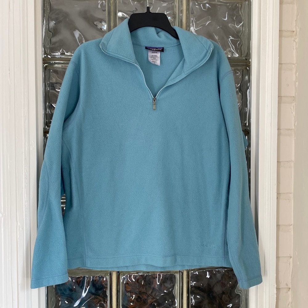 Blue Patagonia Pullover